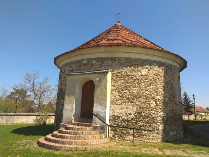 Rotunda svatého Oldřicha (Hrádek) 03